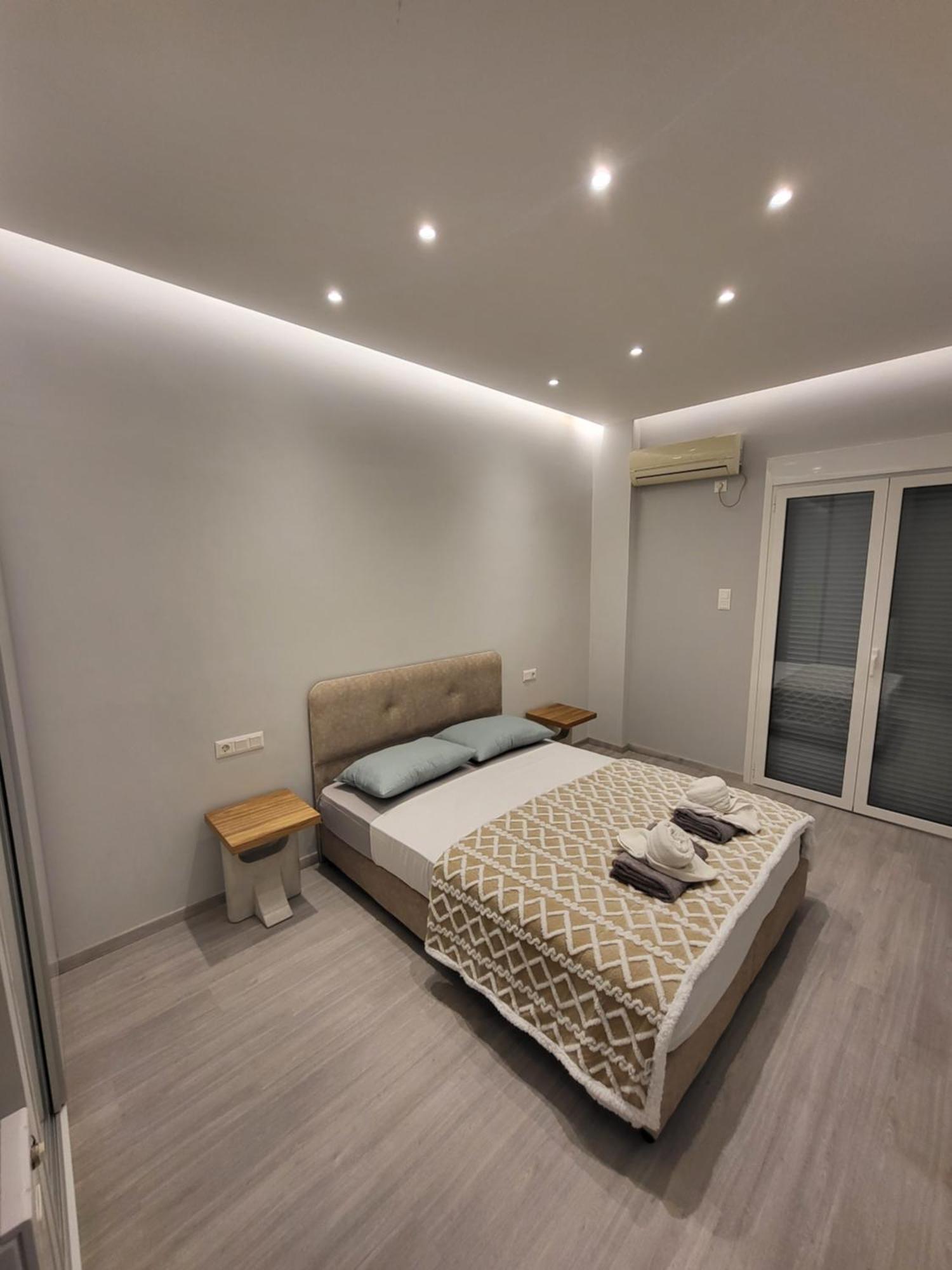 Now, 600m From Acropolis Apartment *
